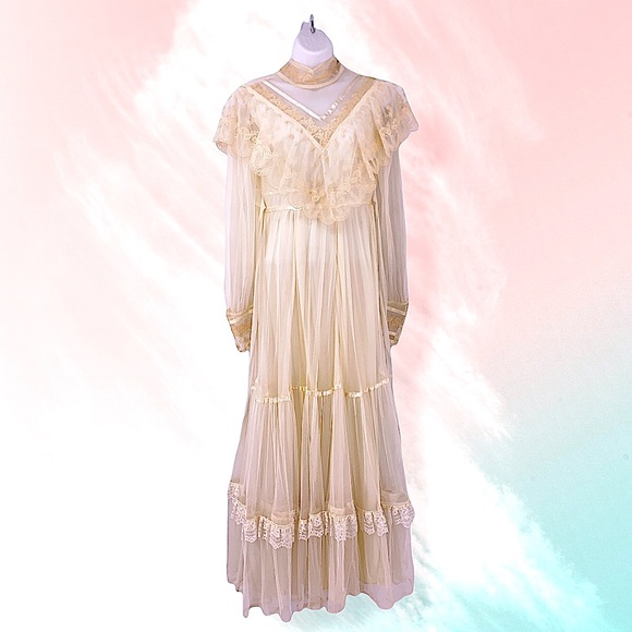 Gunne Sax Dresses & Skirts - Gunne Sax 70s white Victorian wedding lace dress
